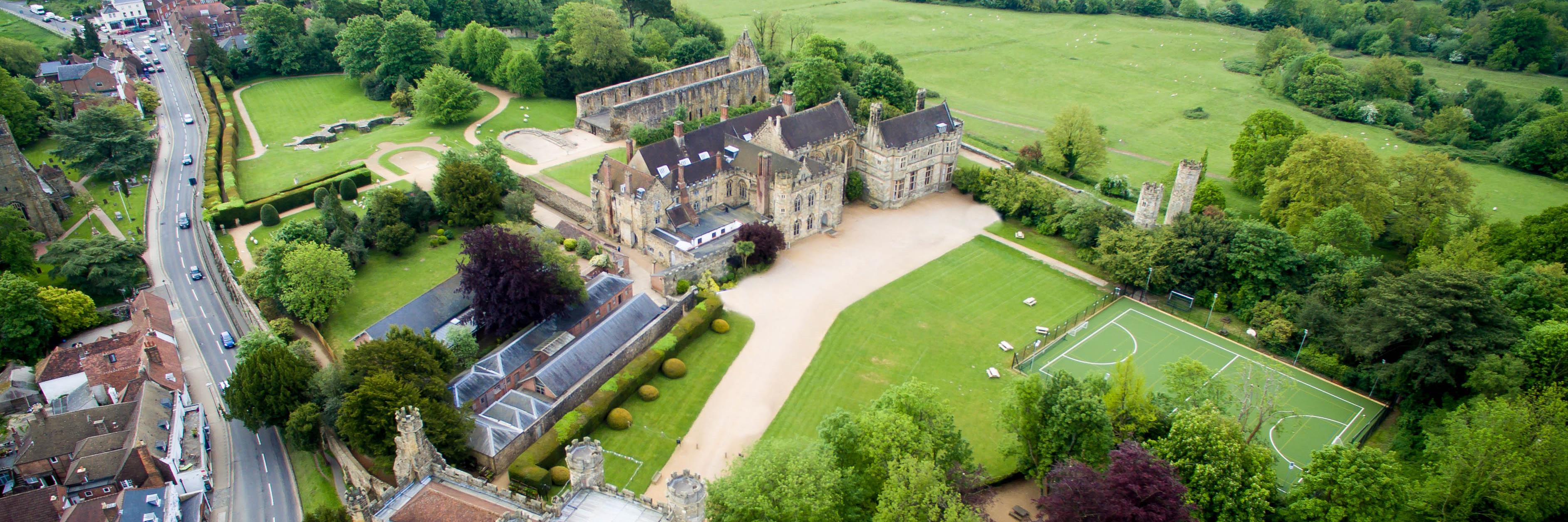 Battle Abbey School banner