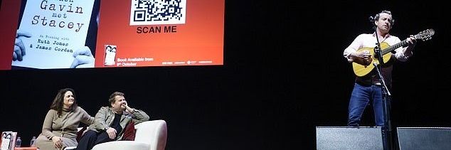 Stephen Fretwell Fans banner