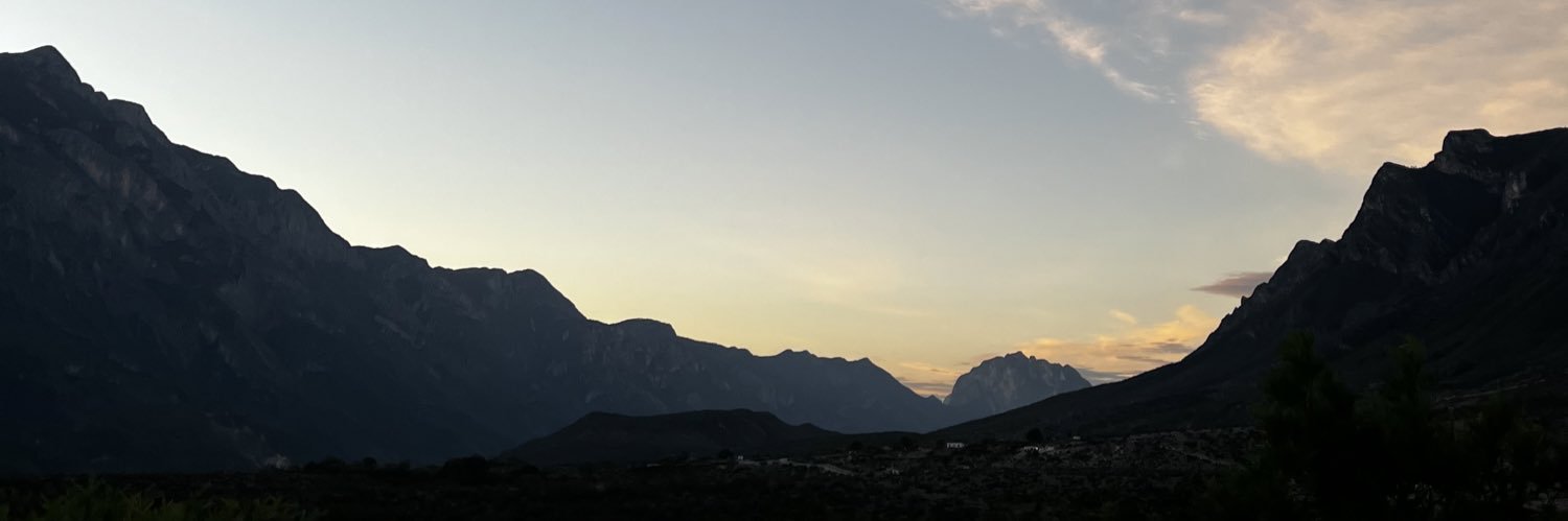 Angie_riq's profile banner image