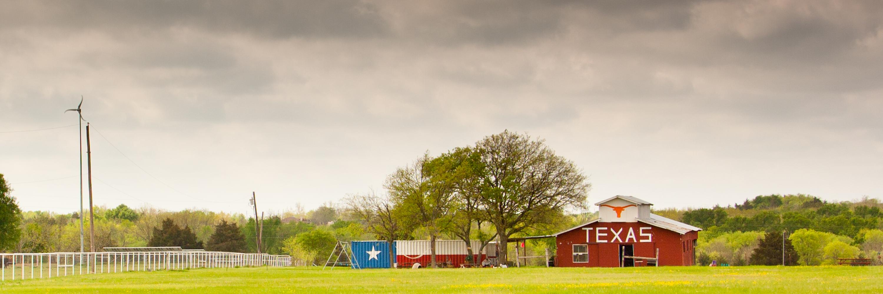 Hector M. Valle banner