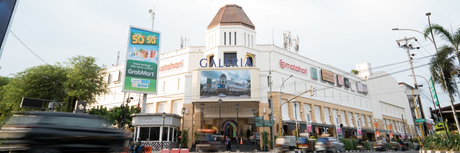 Galeria Mall banner