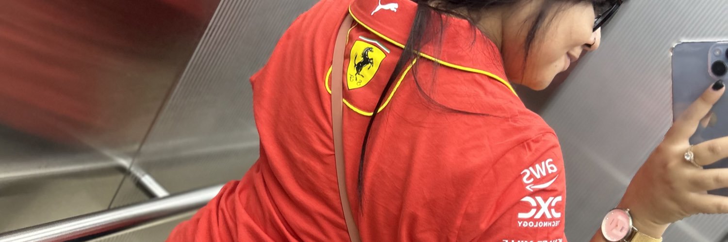 M_ines22's profile banner image