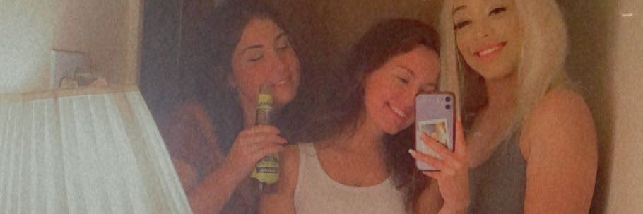 ariana_nikole's profile banner image