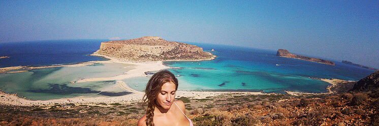 Renata_mitro's profile banner image