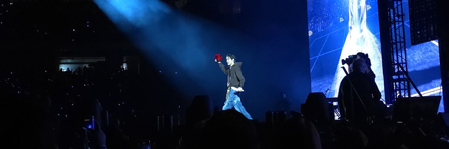 Carmie 永遠年青, 永遠在一起 🐉💜🌻 banner