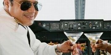 СноваКапитан кораПля banner