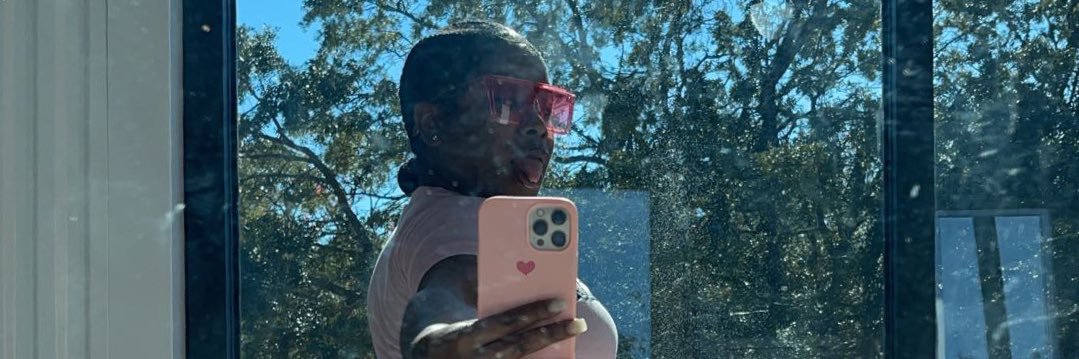 _lexisdoll's profile banner image