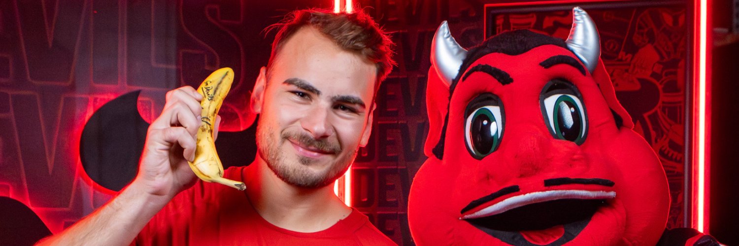Stikfigzz's profile banner image