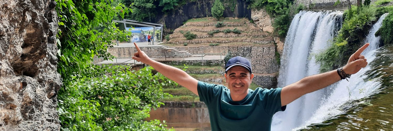 armendaritze's profile banner image