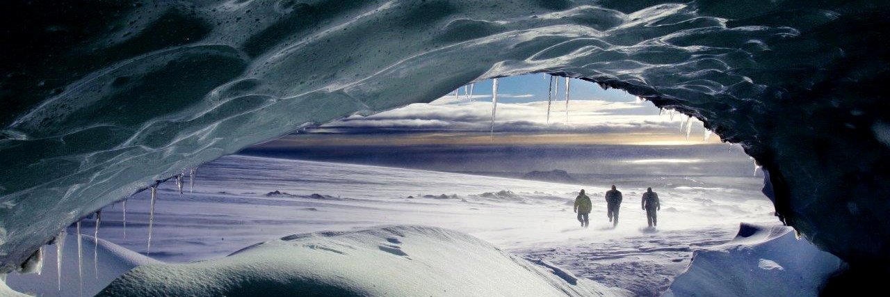 Iceland Monitor banner