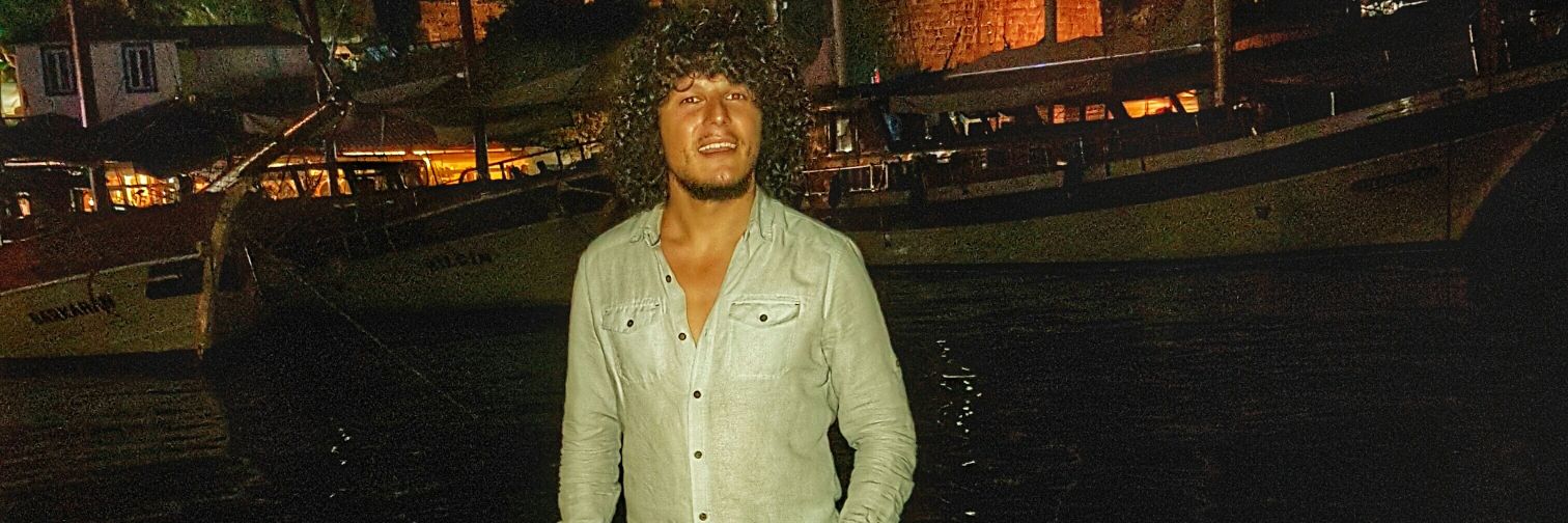 10Onur1905's profile banner image