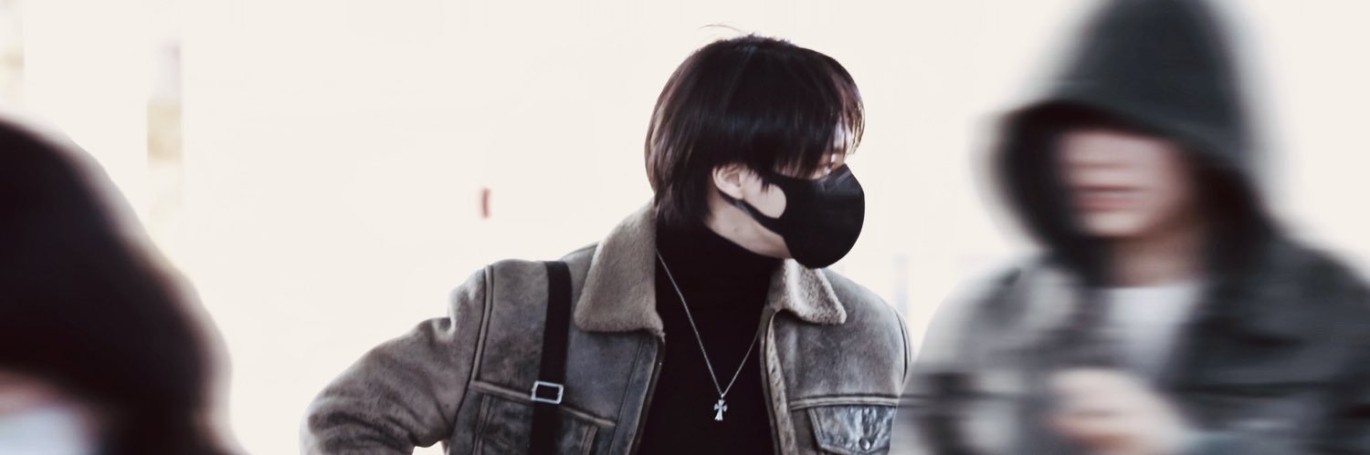 SirapatrM's profile banner image