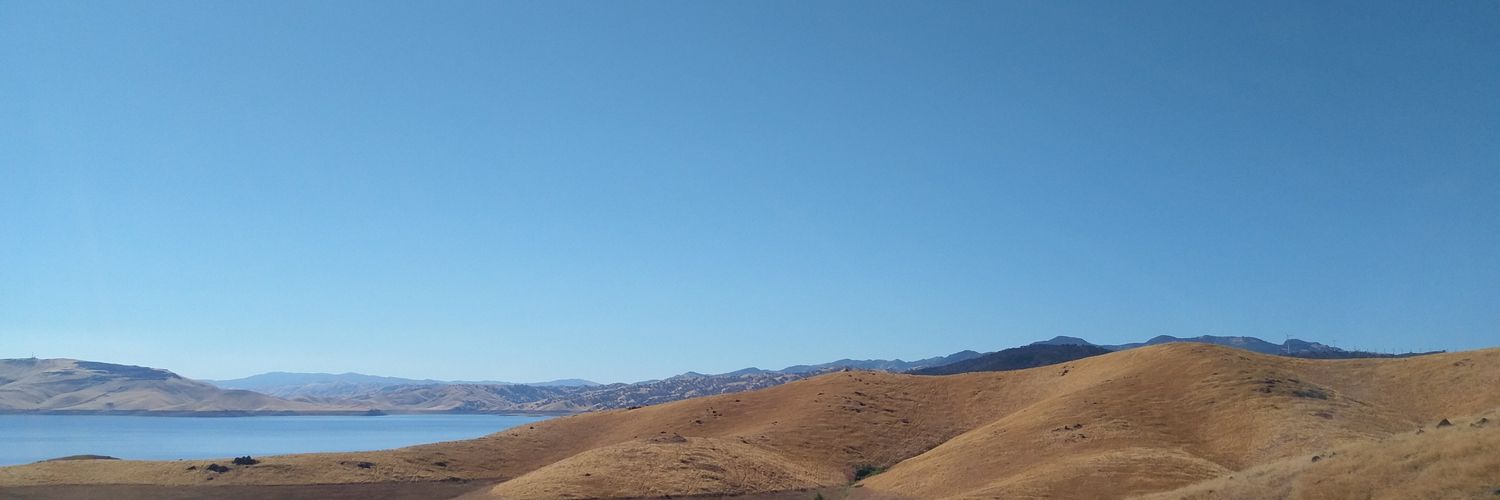 catchpenne's profile banner image