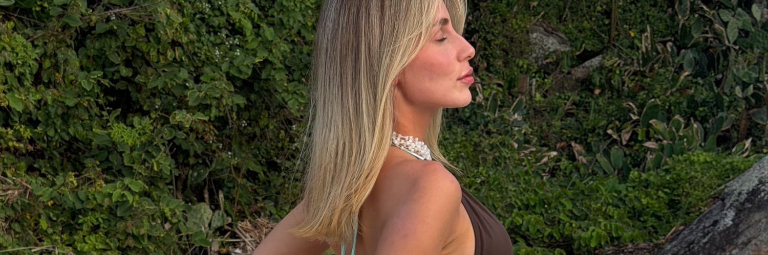 AnabellaCap's profile banner image