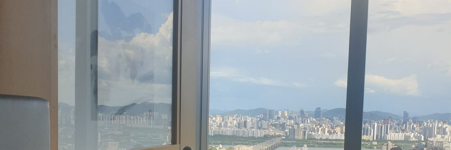 dentaashley's profile banner image
