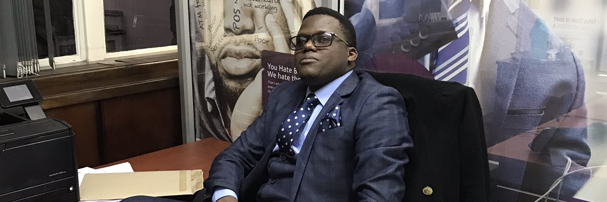 Simon Winstone Seven banner