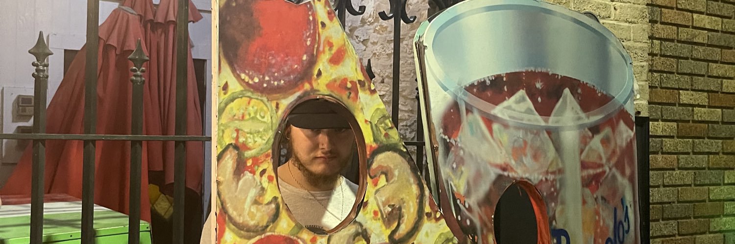 diewellxan's profile banner image