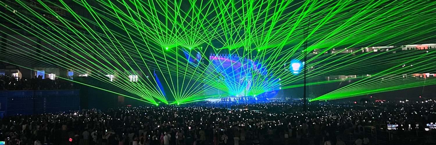 AXpinkm's profile banner image