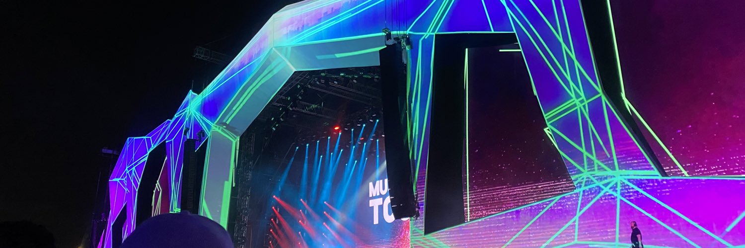 1wiz__'s profile banner image