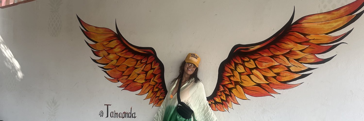 Kelli Gastineau-Rausch💜 banner