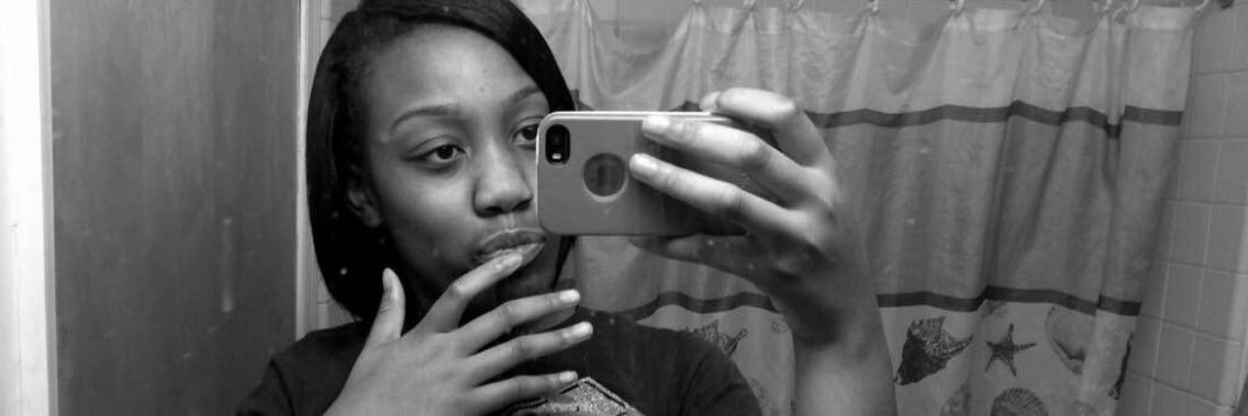 vntae_'s profile banner image