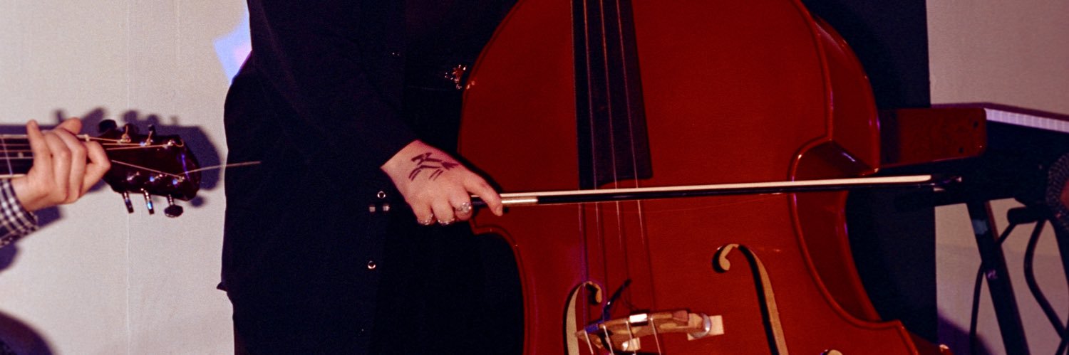 eemmathornee's profile banner image