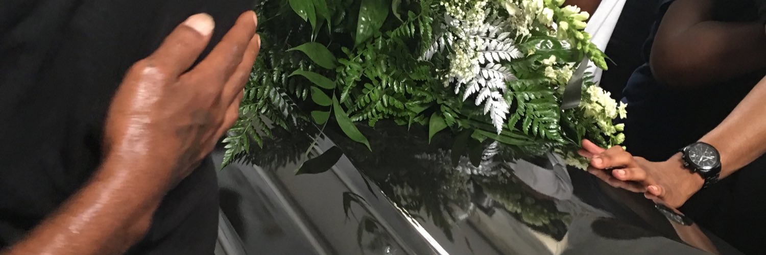 Dee_115's profile banner image