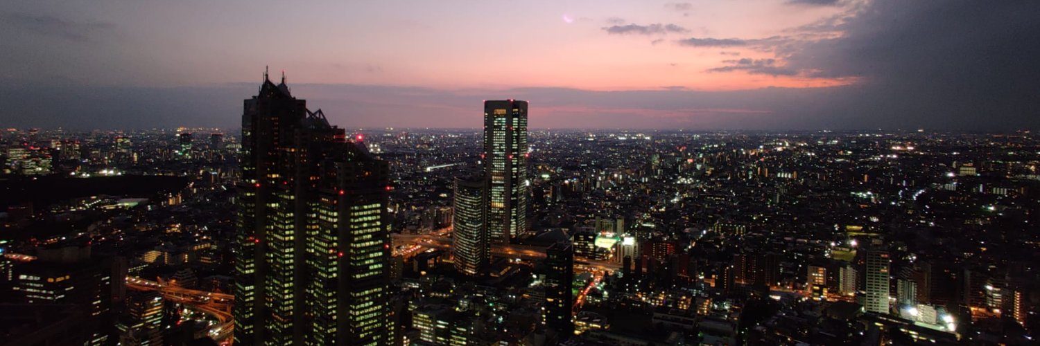 LuthienInLondon's profile banner image