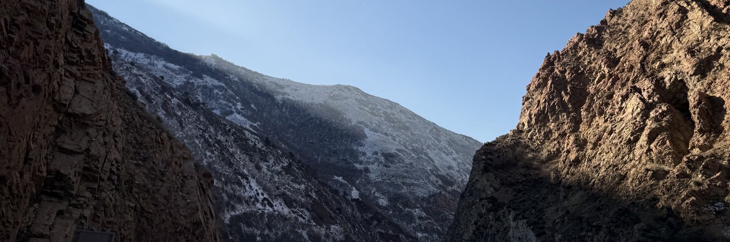 broquezadenden's profile banner image