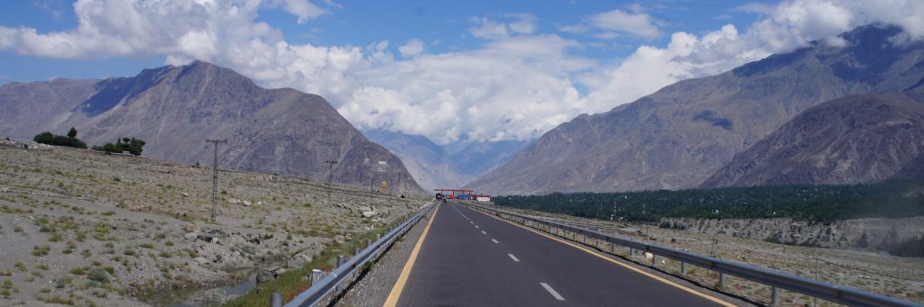 ms_ghauri's profile banner image