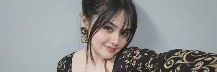 RealNaghma's profile banner image