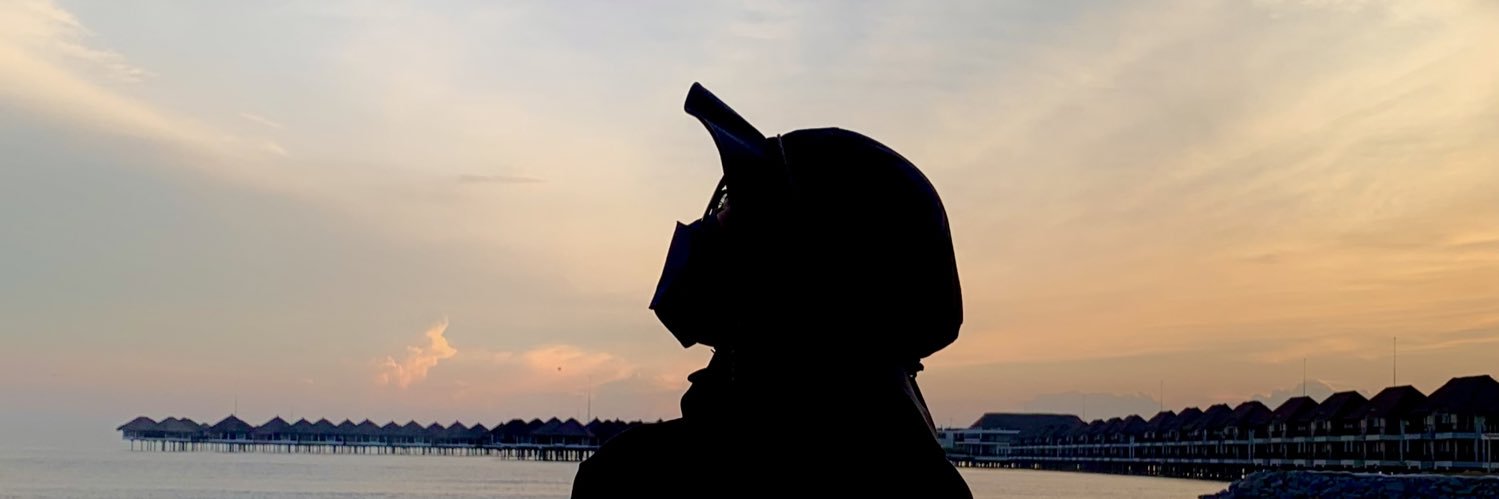 husnaa_f's profile banner image