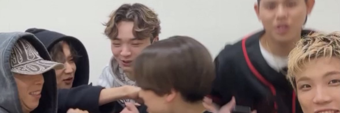 b1_diary429's profile banner image