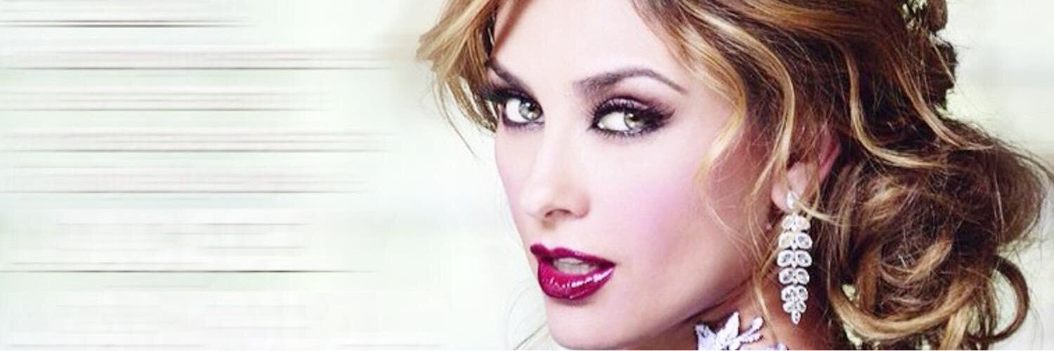 AracelyQueen's profile banner image