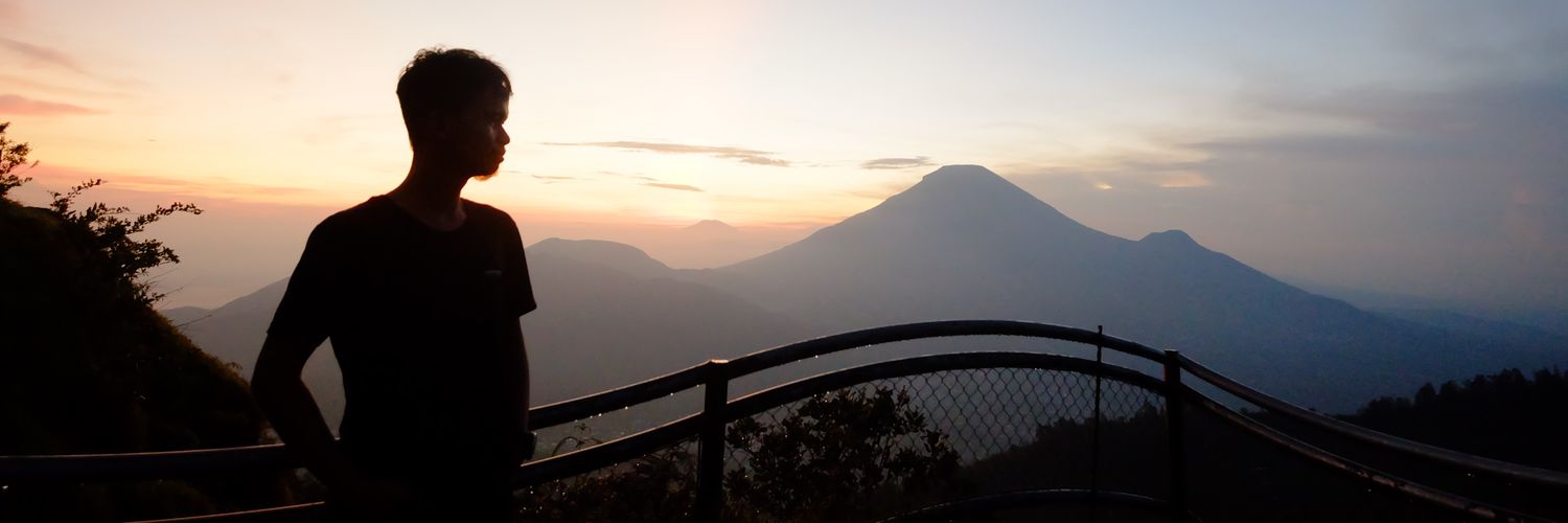 jufanz's profile banner image