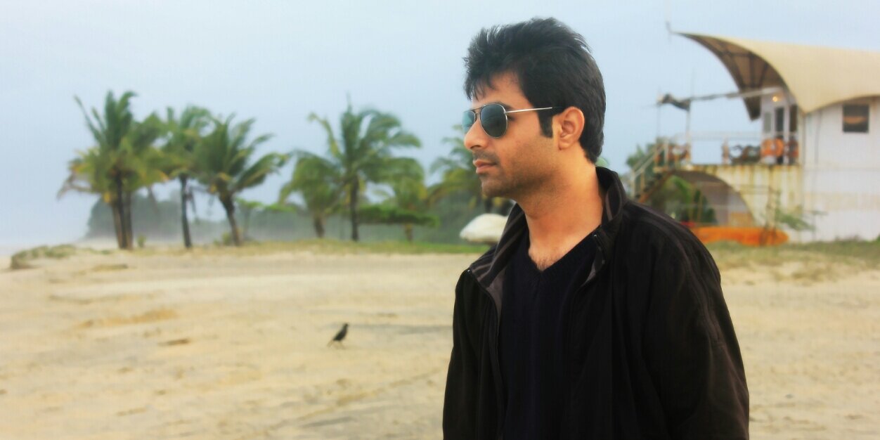 MonangThakkar's profile banner image