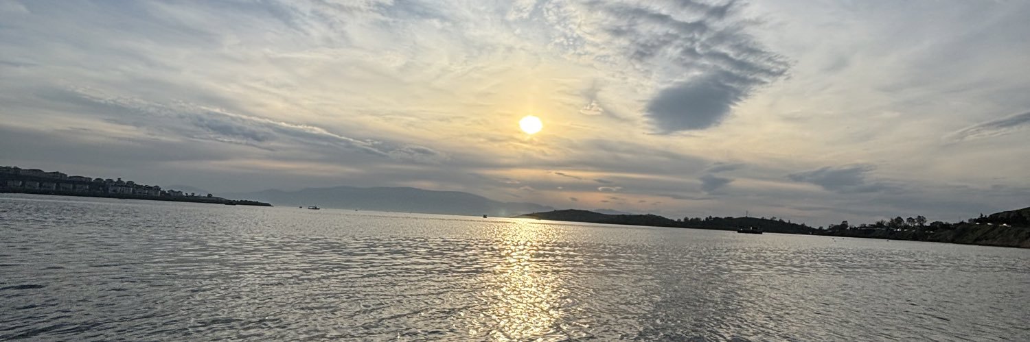 GozdeBEYKOYLU's profile banner image