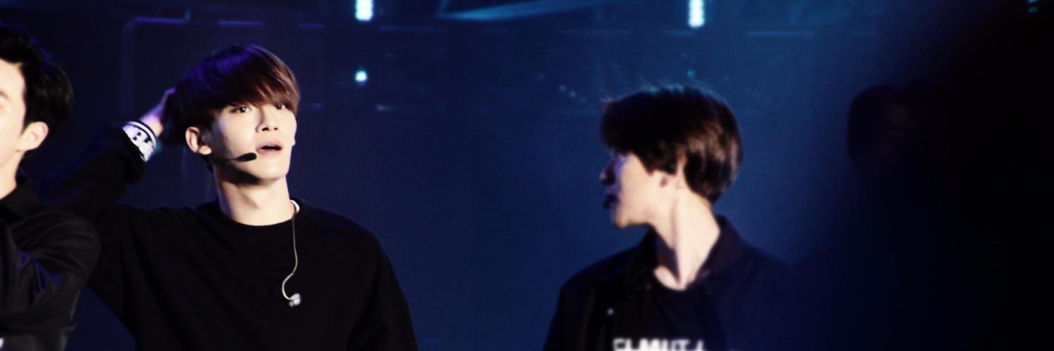 chenii92's profile banner image