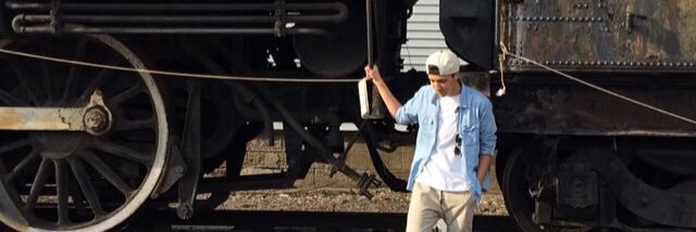 OfficialJohnnyV's profile banner image