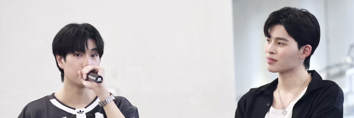 aumamidizz's profile banner image