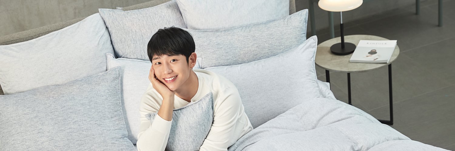 sesaliving's profile banner image