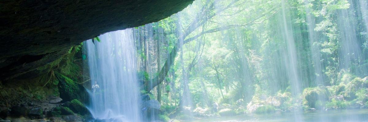 masputina's profile banner image