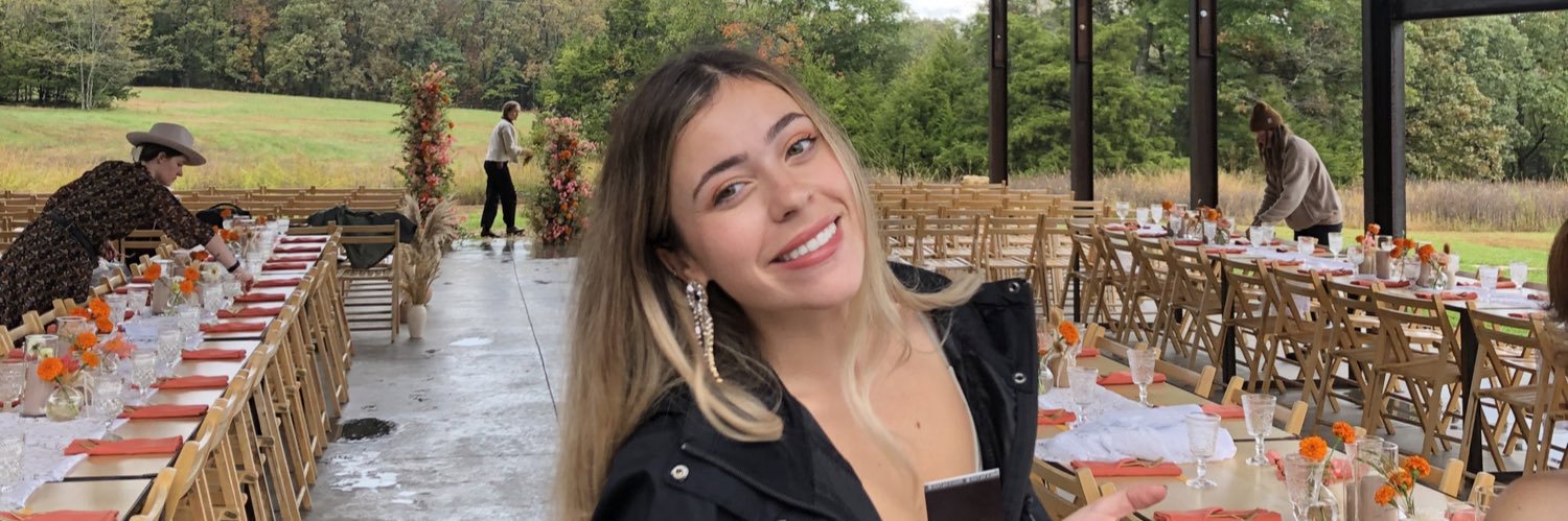 danielle_arseno's profile banner image