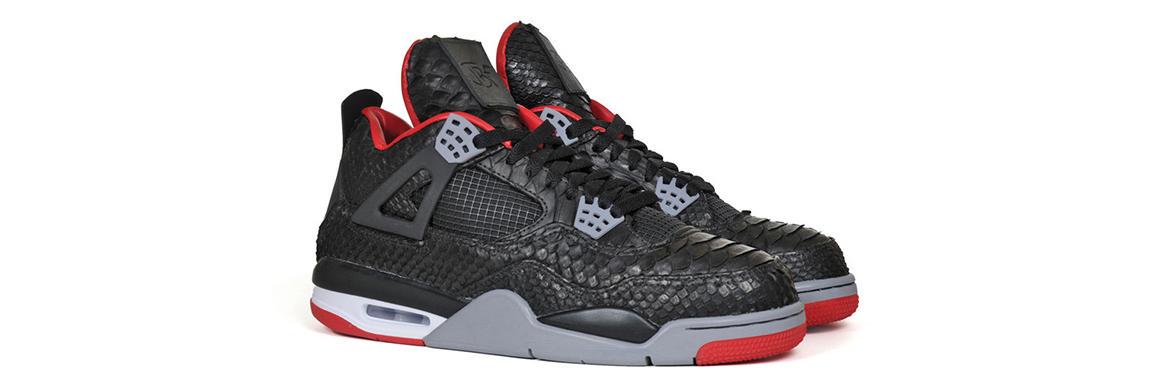 Custom Retros banner