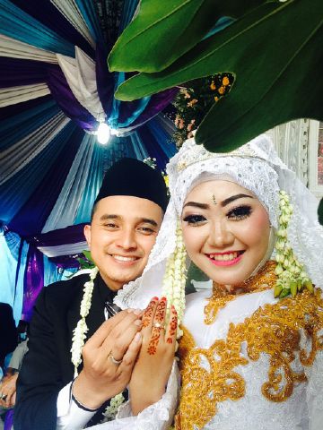 dian_tyca's profile banner image