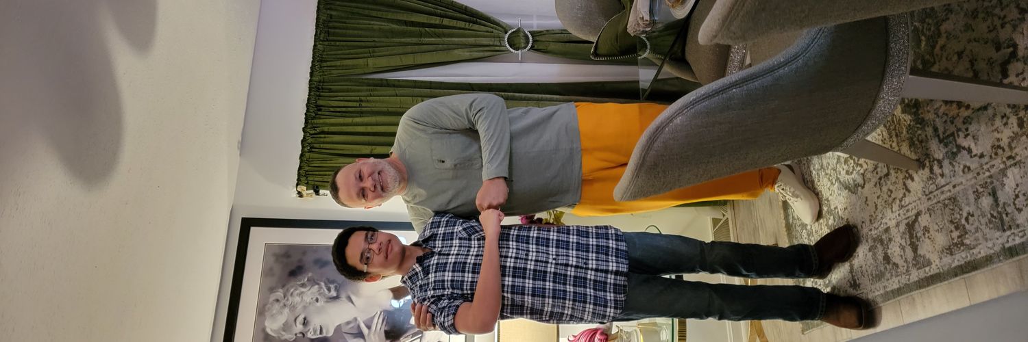 diazantony's profile banner image