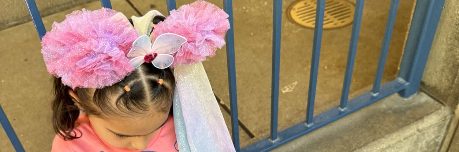 _LexyyM's profile banner image
