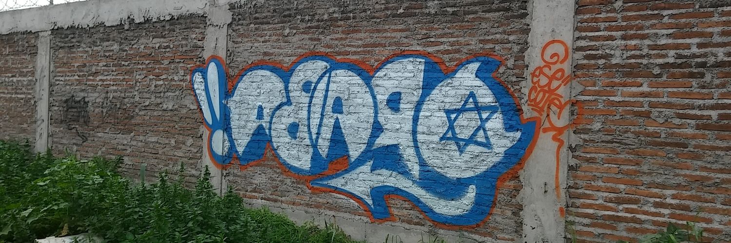 esemiel's profile banner image
