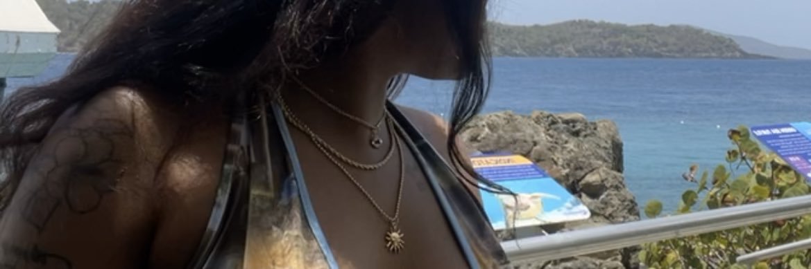 _Amiyaa_'s profile banner image