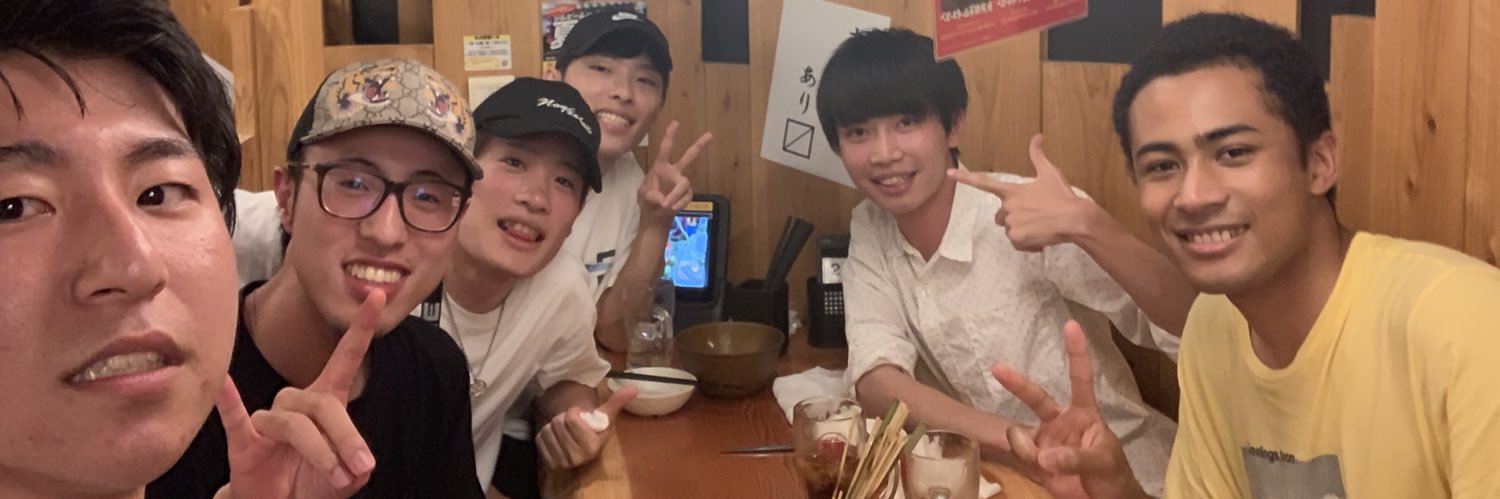 berg_yy's profile banner image